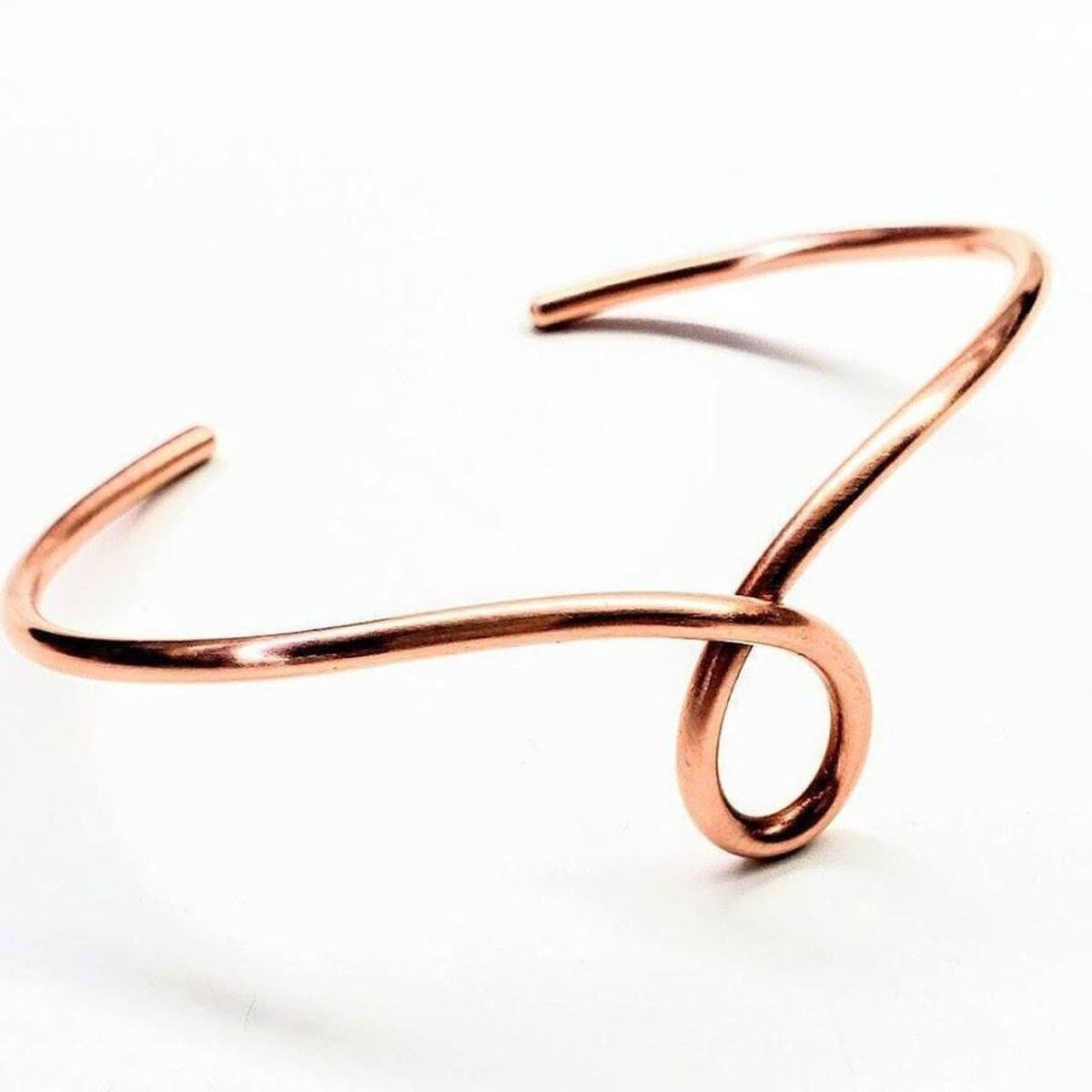 Minimalist Jewelry - Embrace Timeless Elegance with Simplicity