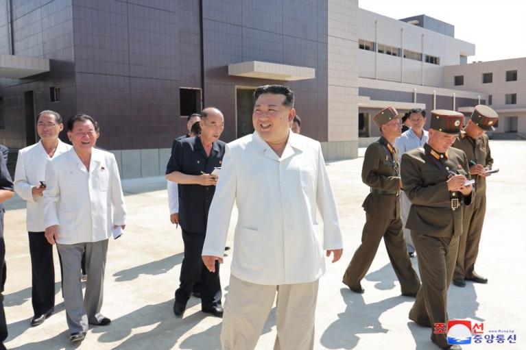 Respected Comrade Kim Jong Un Inspects Construction of Regional-Industry Factories