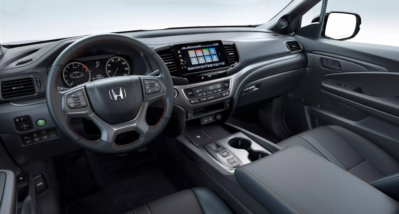 Nissan and Honda negotiate to produce full-size pickup trucks in the US, leveraging collaboration to expand lineup and boost production. 