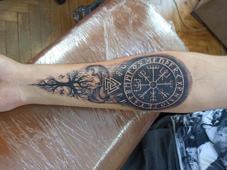 53 Best Viking Tattoos For Men: New And Trendy Ideas [2024] — InkMatch