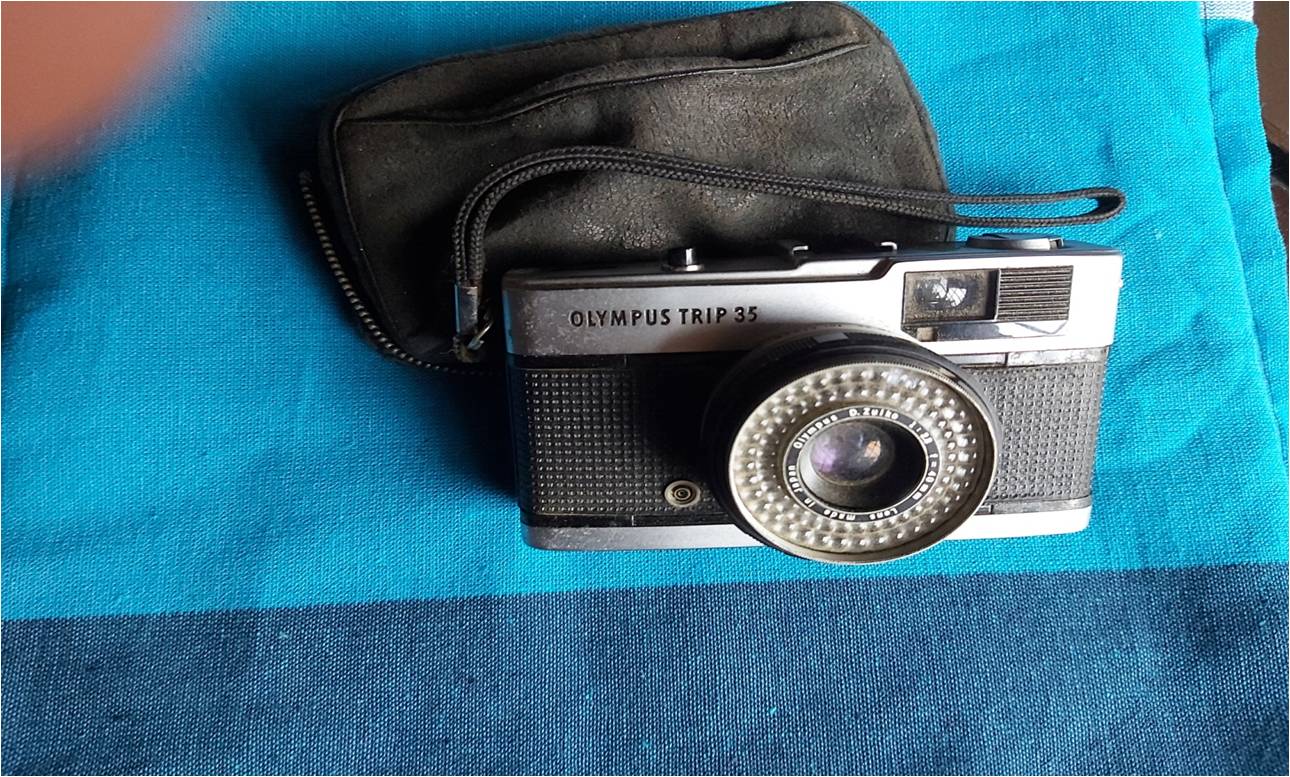 Olympus Trip 35. 