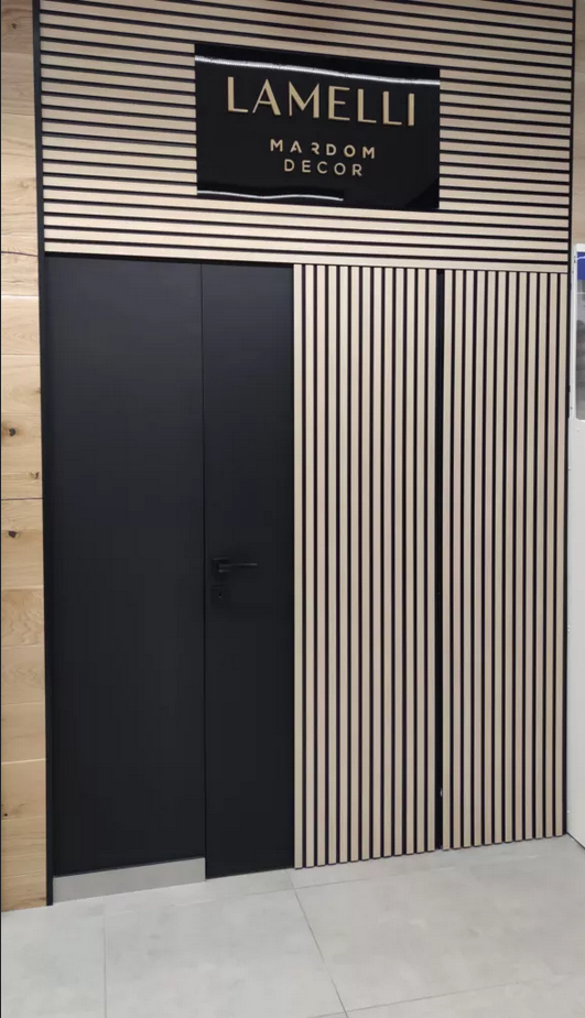 Lamelles en Bois dans le Salon