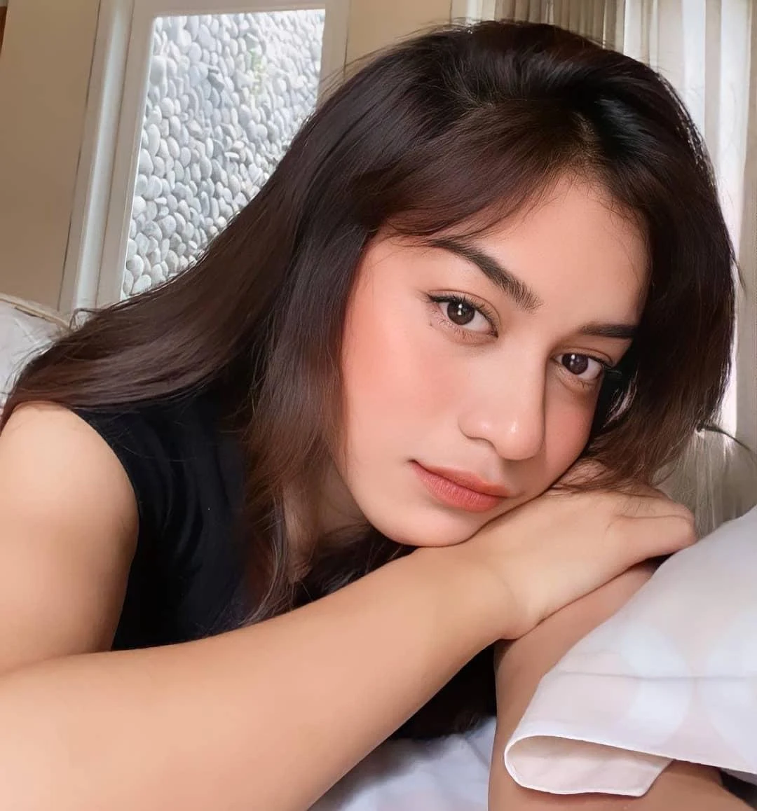 Gadis Ceria Membuat Hidup Lebih Cerah, gadis ceria, hidup cerah, cewek penuh warna
