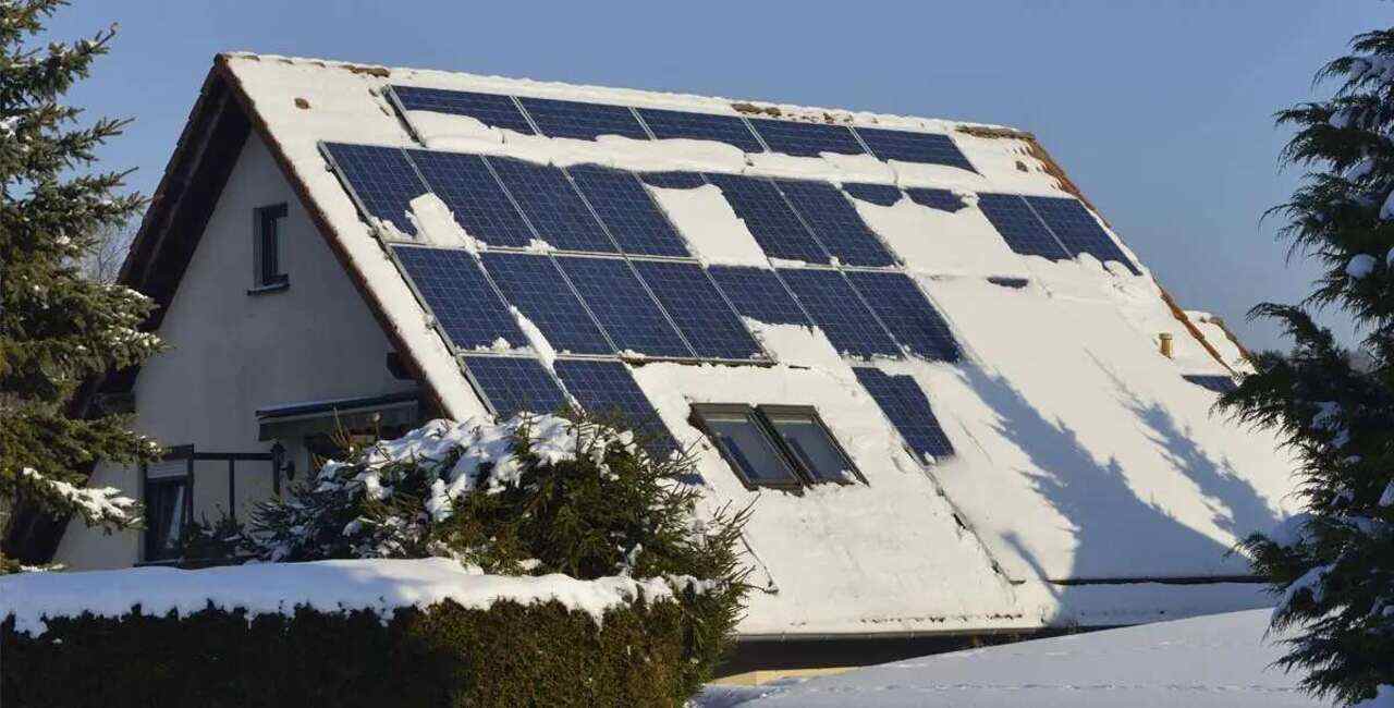 Snow Load Considerations in Solar Panel Installation