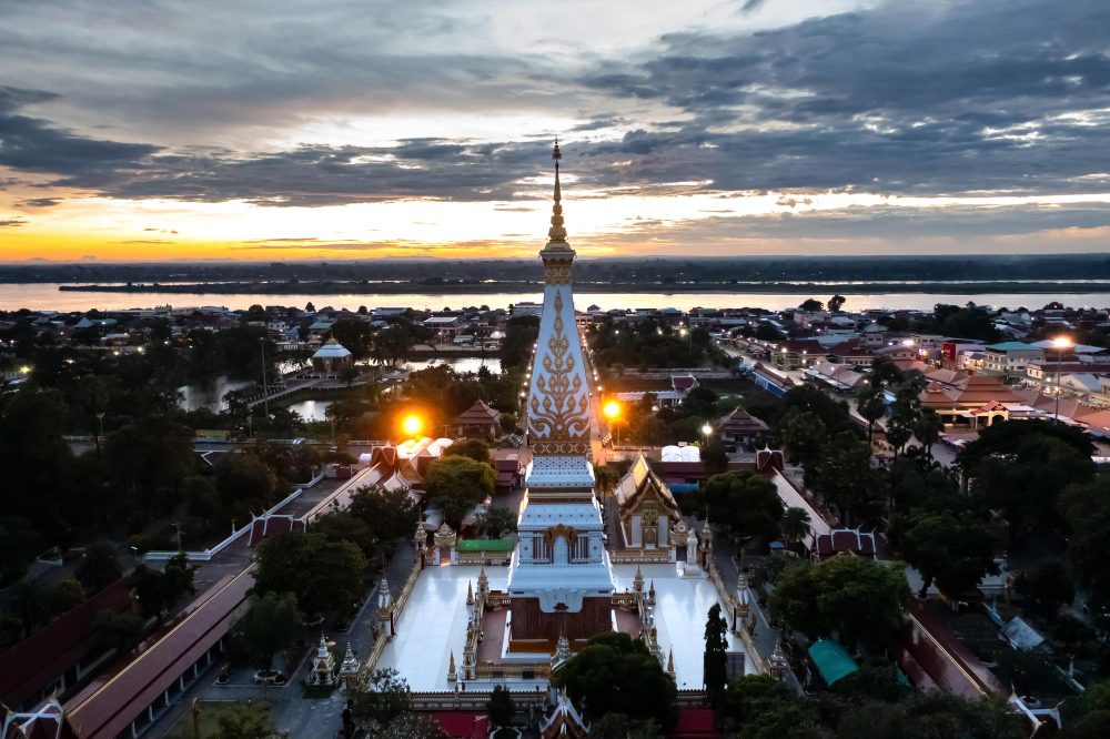 ที่พักนครพนมริมแม่น้ำโขง