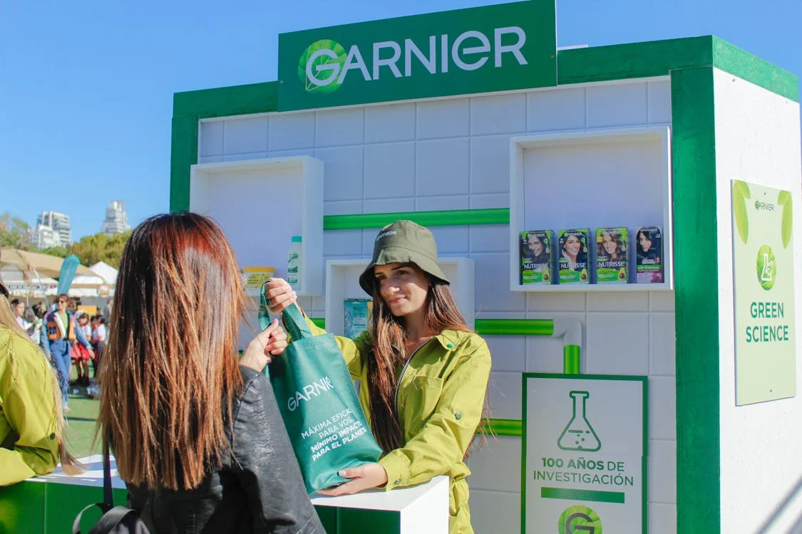Photo by Nadia  Abregu: https://www.pexels.com/photo/garnier-brand-stand-during-a-showcase-event-17206910/ 