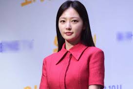 A picture of Song Ha-yoon