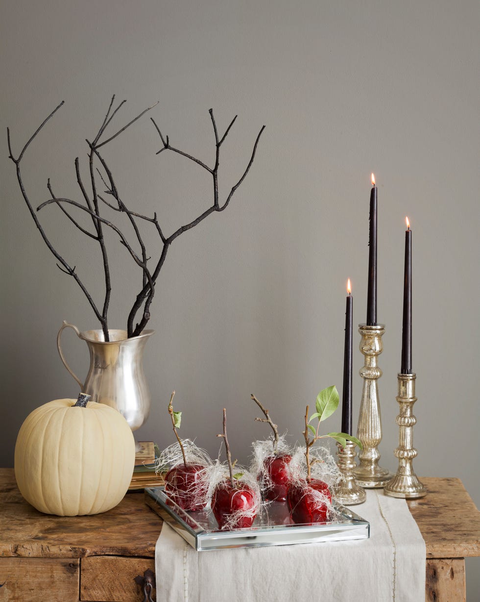 halloween table decor