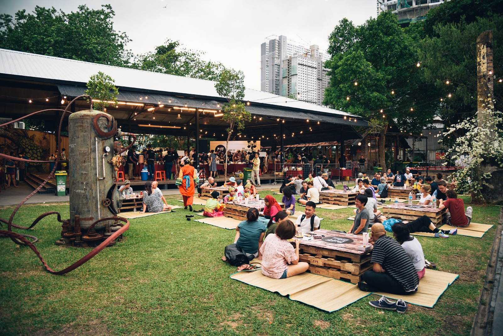 best things to do in georgetown penang Hin Bus Depot