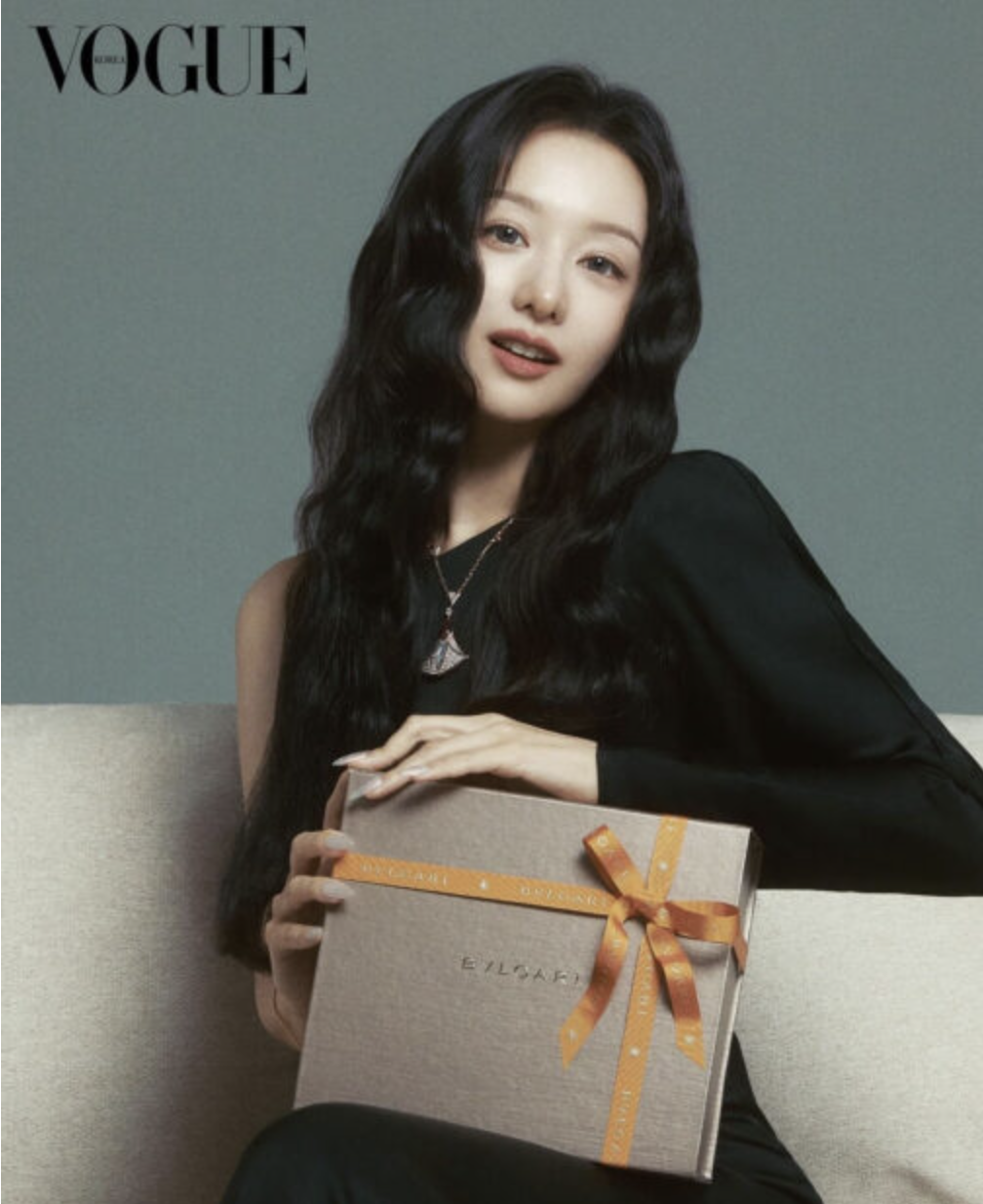 Kim Ji Won's Vogue photoshoot