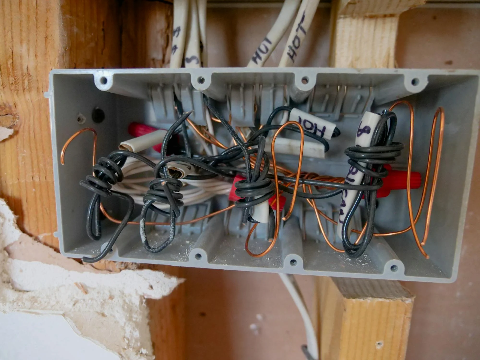 Key Uses of Electrical Back Boxes 
