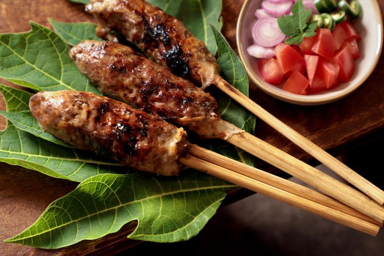 sate-buntel-solo