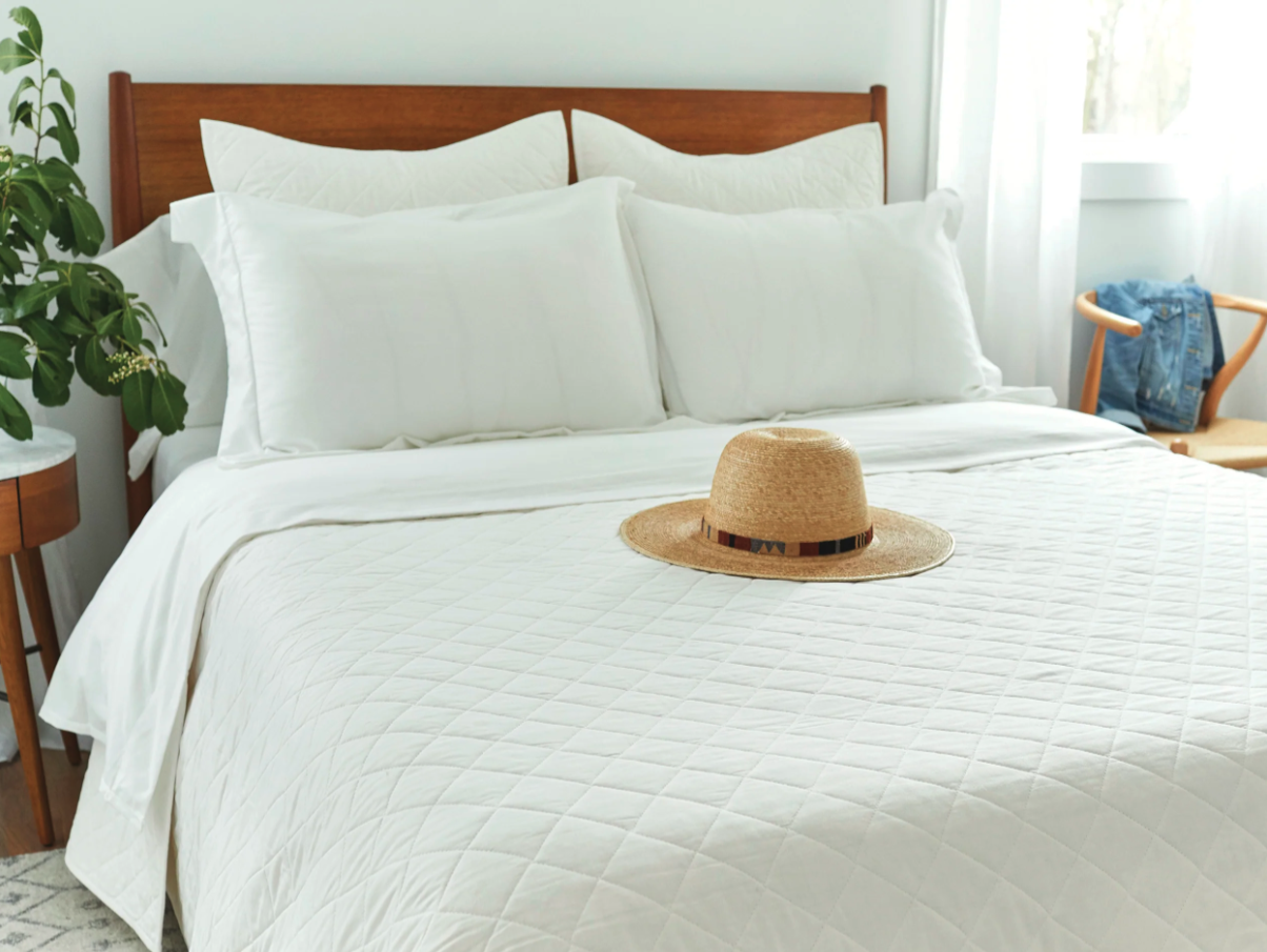 Made with heirloom attention to detail, it brings warmth, texture, and traditional beauty to any bedroom.