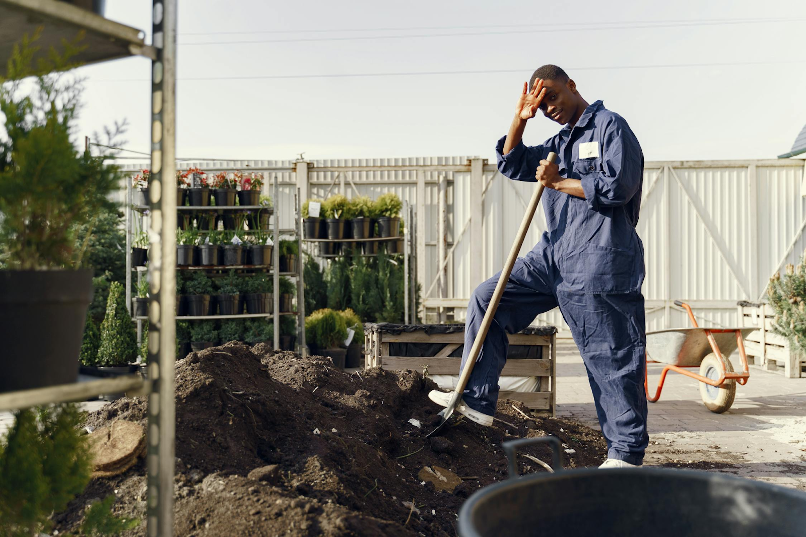 https://www.pexels.com/photo/construction-worker-in-blue-jumpsuit-4920282/