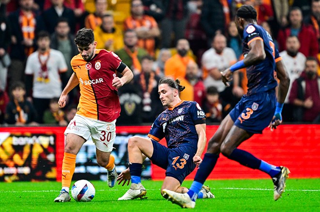 "Kadro derinliği yetersiz" | Spor yazarları Galatasaray için ne dedi?  - 2. Foto