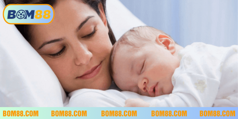 Giấc mơ thấy sinh con báo hiệu những điều tốt lành, may mắn