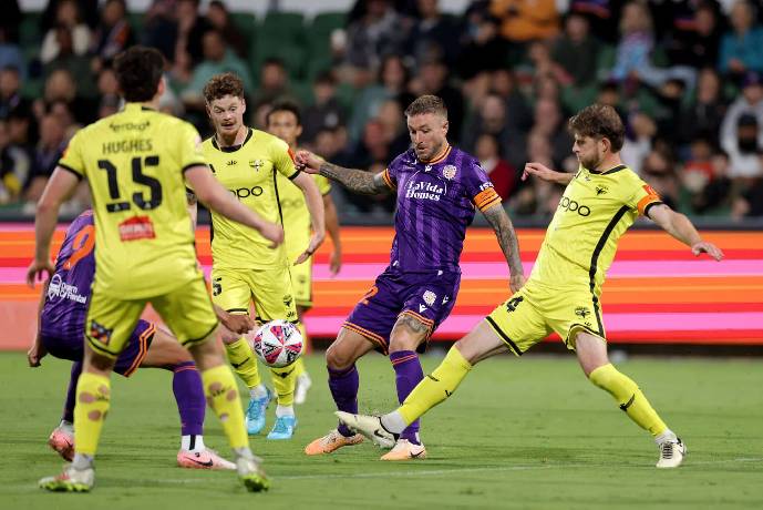 Nhận định soi kèo Central Coast Mariners vs Perth Glory, 13h00 ngày 2/11: Đi tìm niềm vui