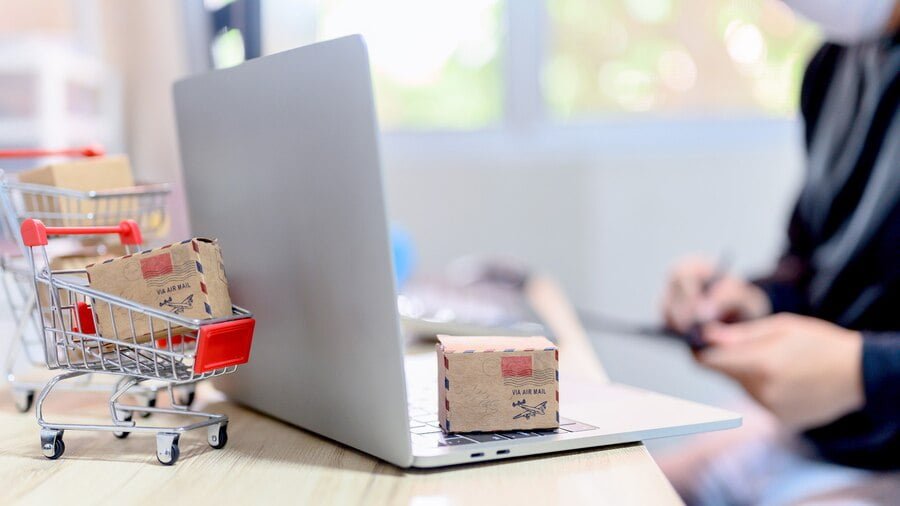 Using E-Commerce Fulfillment