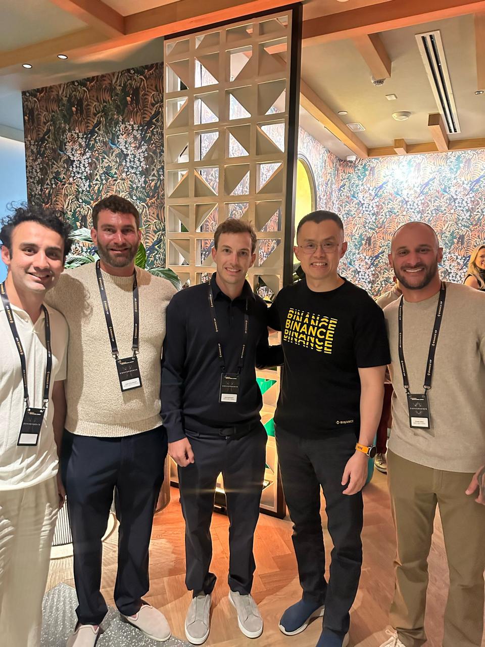 WLFI Founders Meet with Binance's CZ