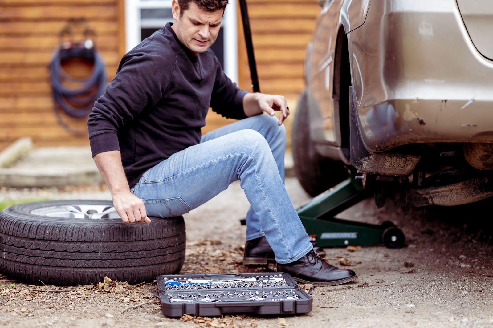 Emergency Tire Service Near Orlando