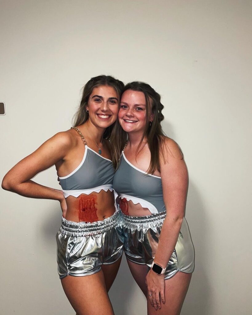 MATCHING HALLOWEEN COSTUMES