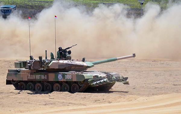 https://imrmedia.in/wp-content/uploads/2022/03/Bahrain-has-expressed-interest-in-buying-the-Arjun-Mk-II-MBT.jpg