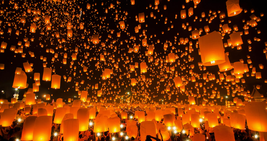 Lễ hội Loy Krathong - Nét văn hóa rực rỡ và linh thiêng của Nakhon Phanom.