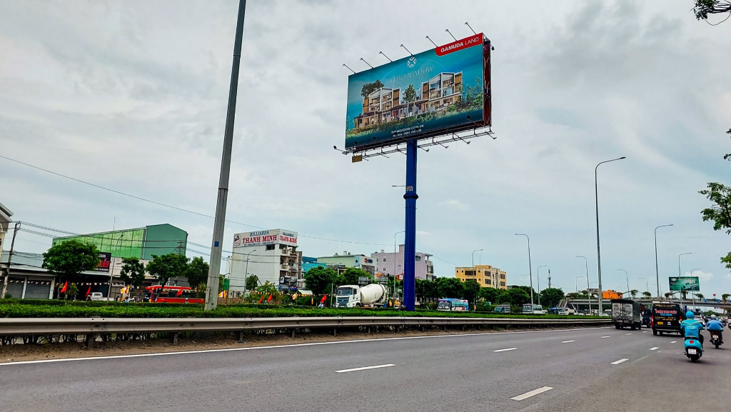 Thuê billboard tại Bình Chánh