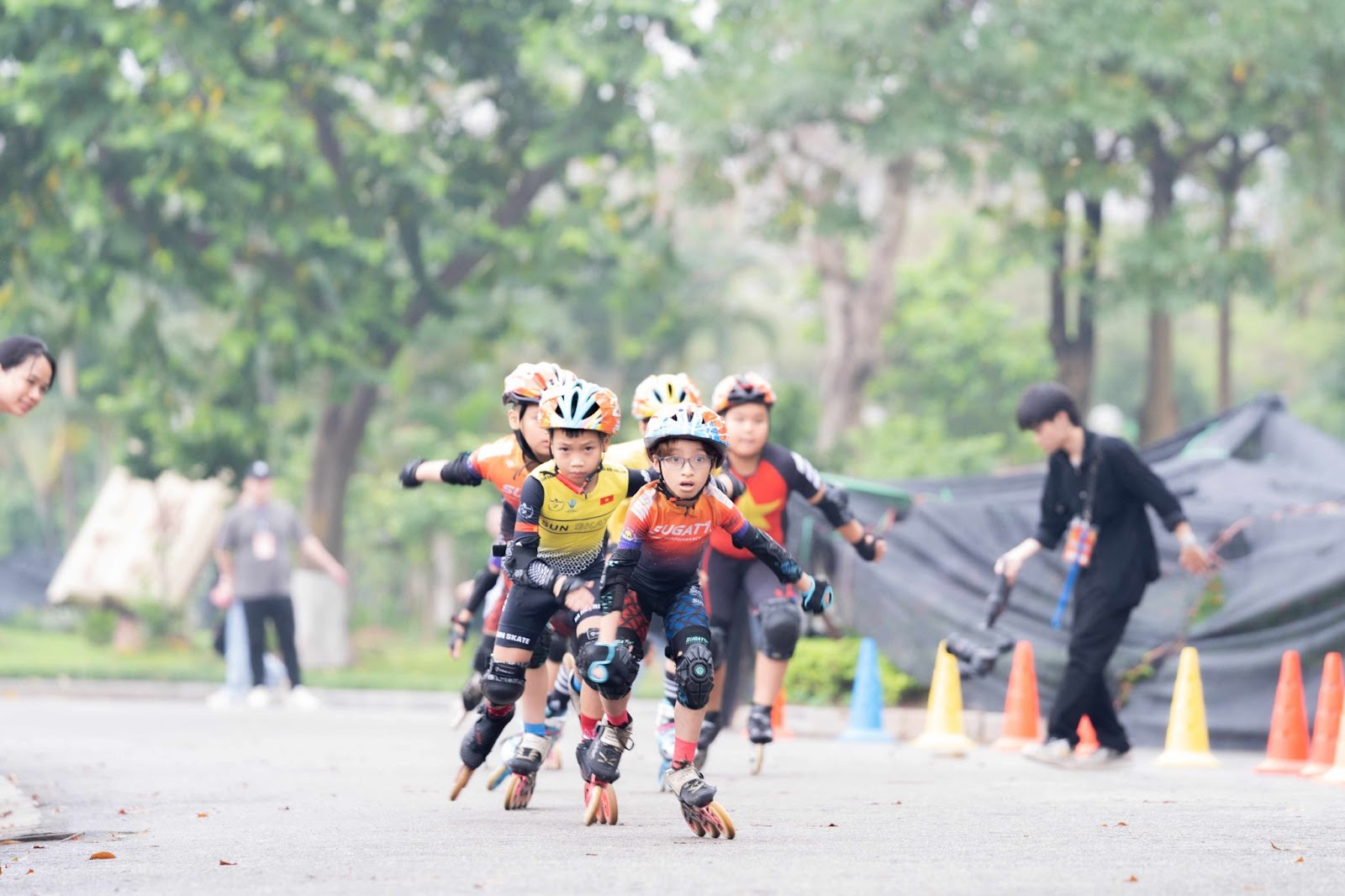 Các cửa hàng giày patin uy tín tại quận Tân Phú