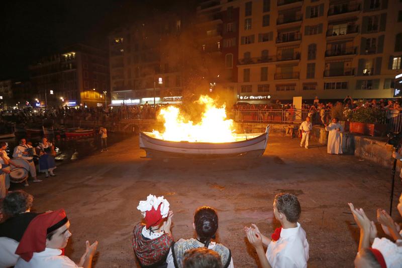 Photo at the final ceremony of the Saint Peter's Day festival