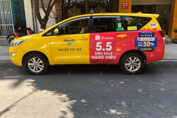 Những ưu thế tuyệt vời không thể bỏ qua khi quảng cáo trên xe taxi