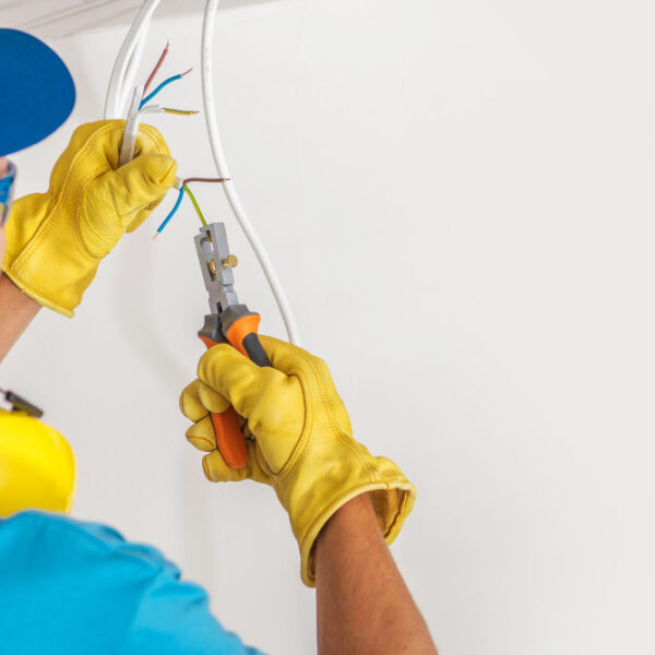 How to Choose an Electrician Cape Town Can Count On