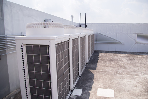 Để nhận báo giá về dịch vụ lắp đặt hệ thống máy lạnh 50 ngựa, bạn vui lòng liên hệ với trung tâm bảo hành Daikin