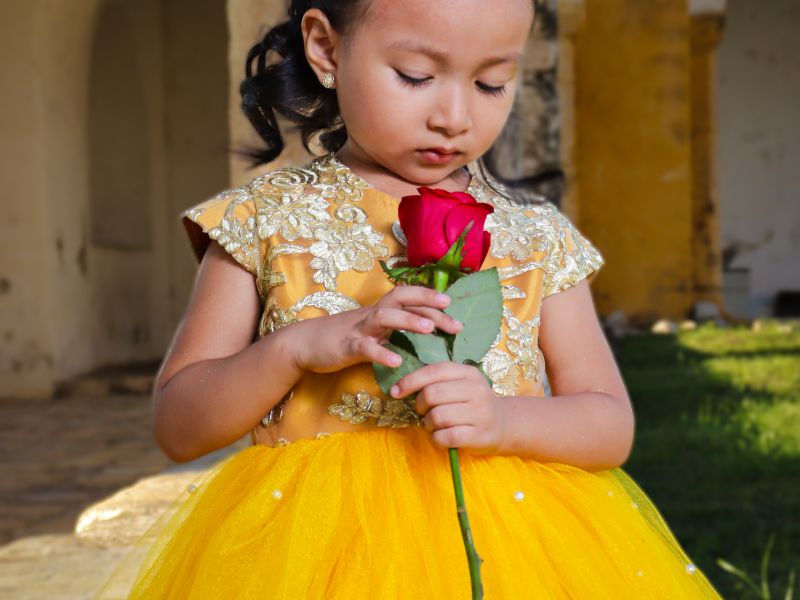 vestido de festa infantil amarelo