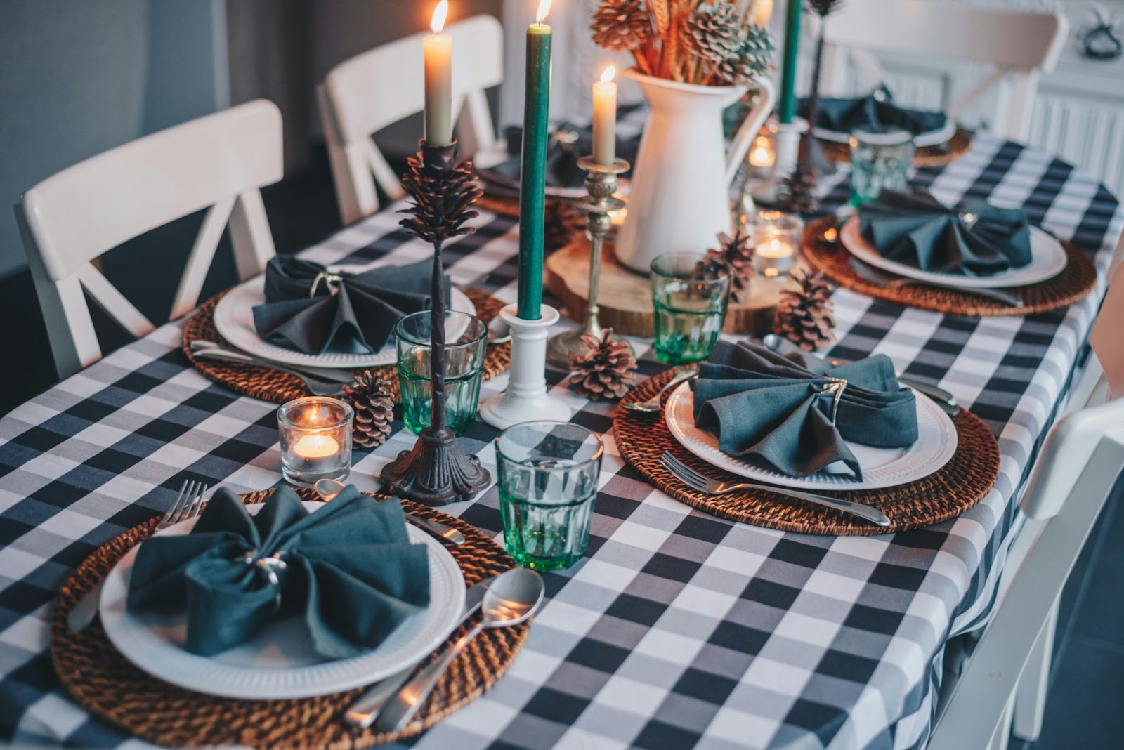 Transitional rustic modern tablescape