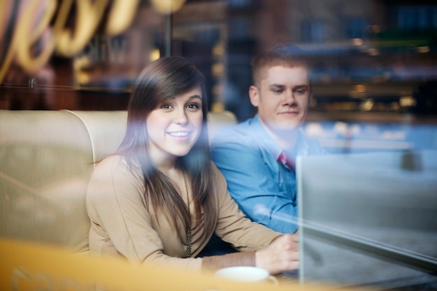 How Technology and the Internet Power Modern Businesses