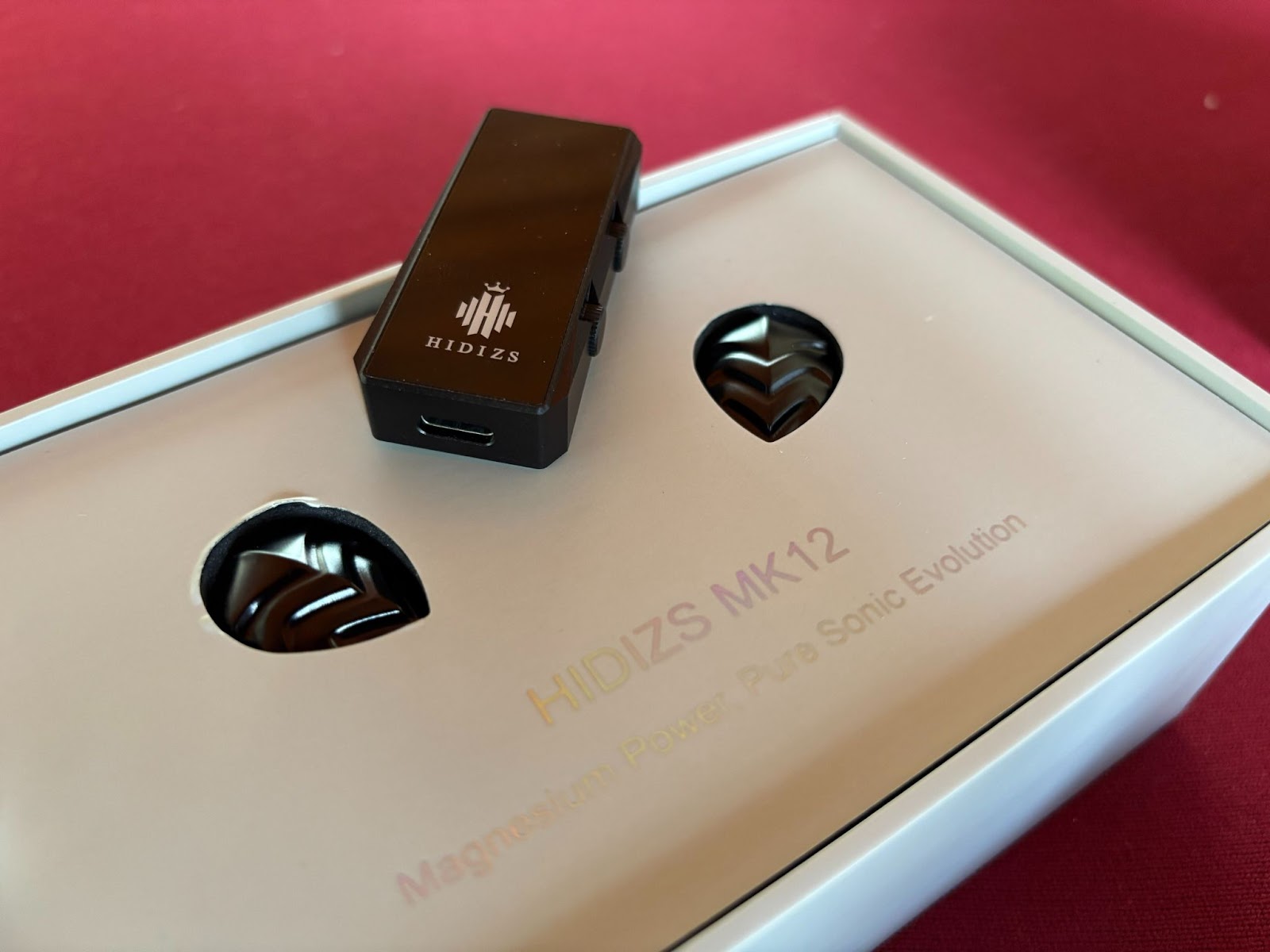Hidizs MK12 Turris in-ear monitors and S9 Pro Plus Martha Dongle DAC.