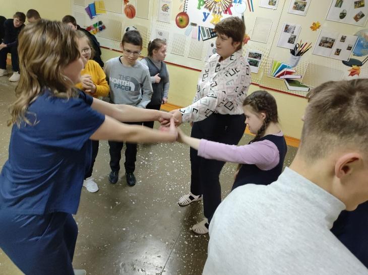 Сегодня в школе для обучающихся 6-9 классов состоялся «Танцевальный батл». 