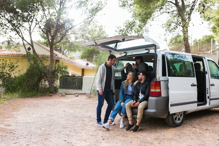 How to Choose the Right Rental Van for Your Family Vacation