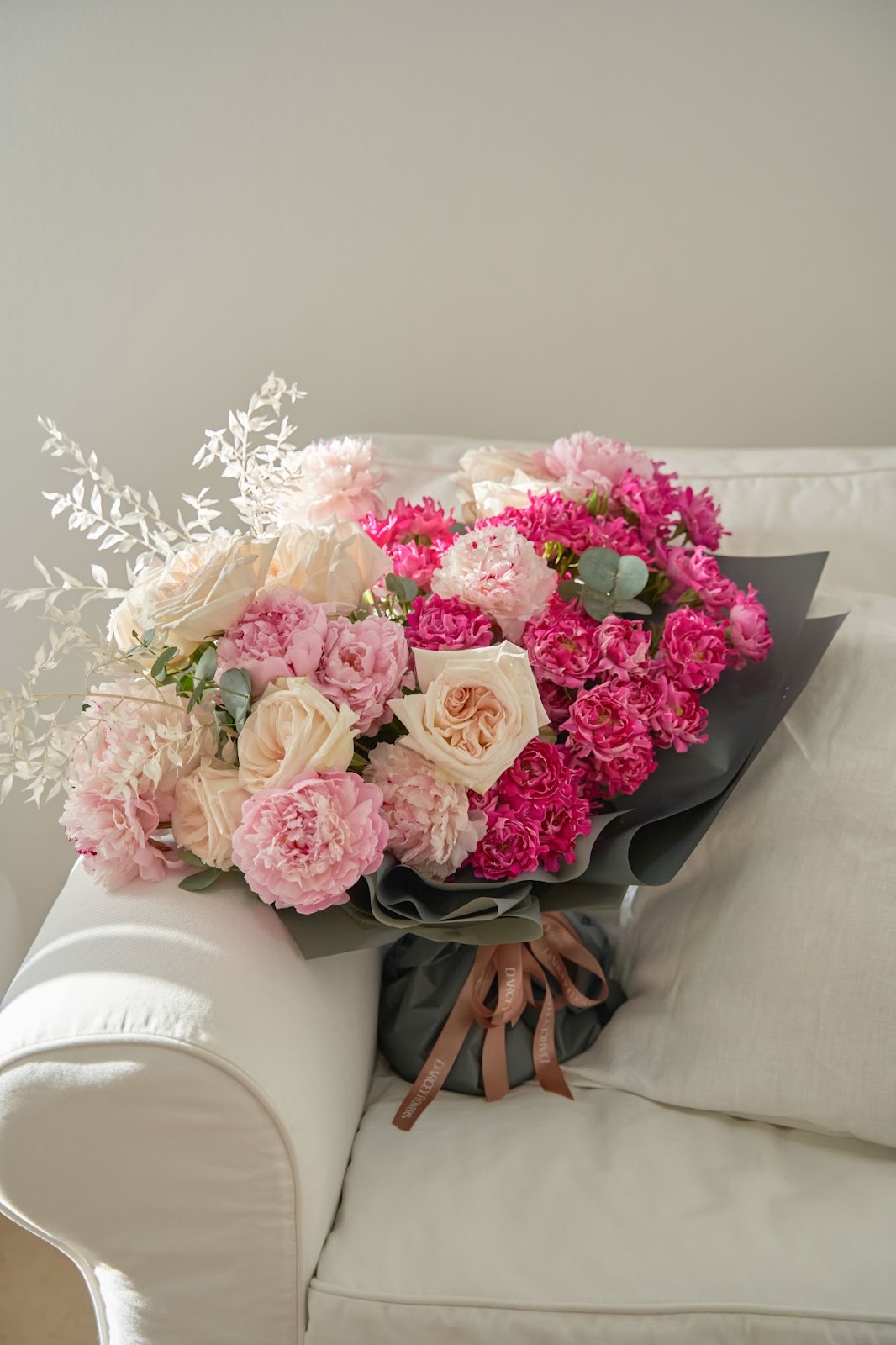 graduation flower dubai