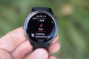 інтерфейс годинника garmin forerunner 970