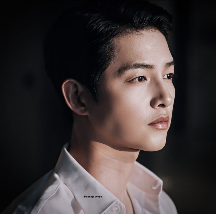 This contain an image of  Song Joong Ki 