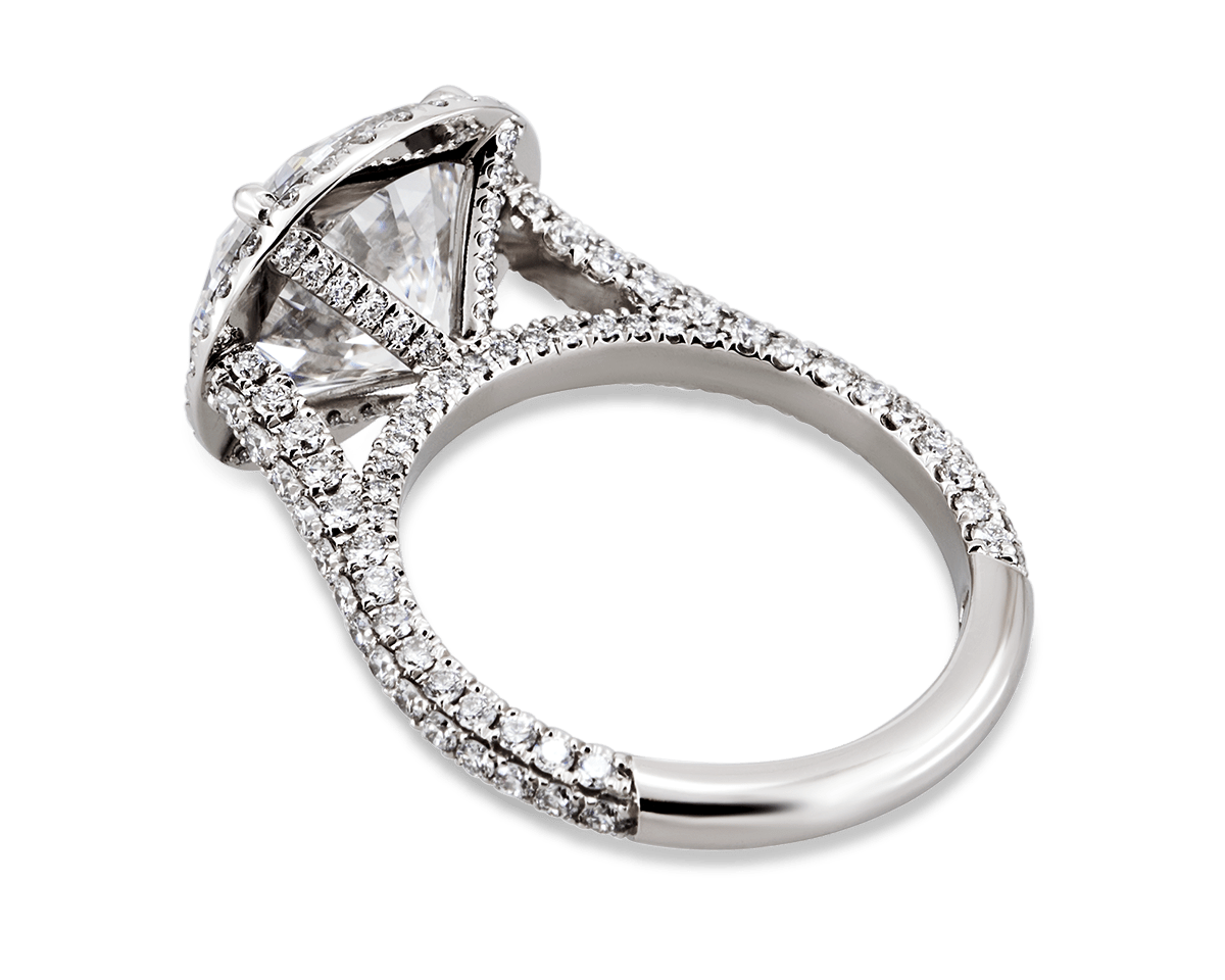 Oval Halo with Pavé-Set Cathedral Band