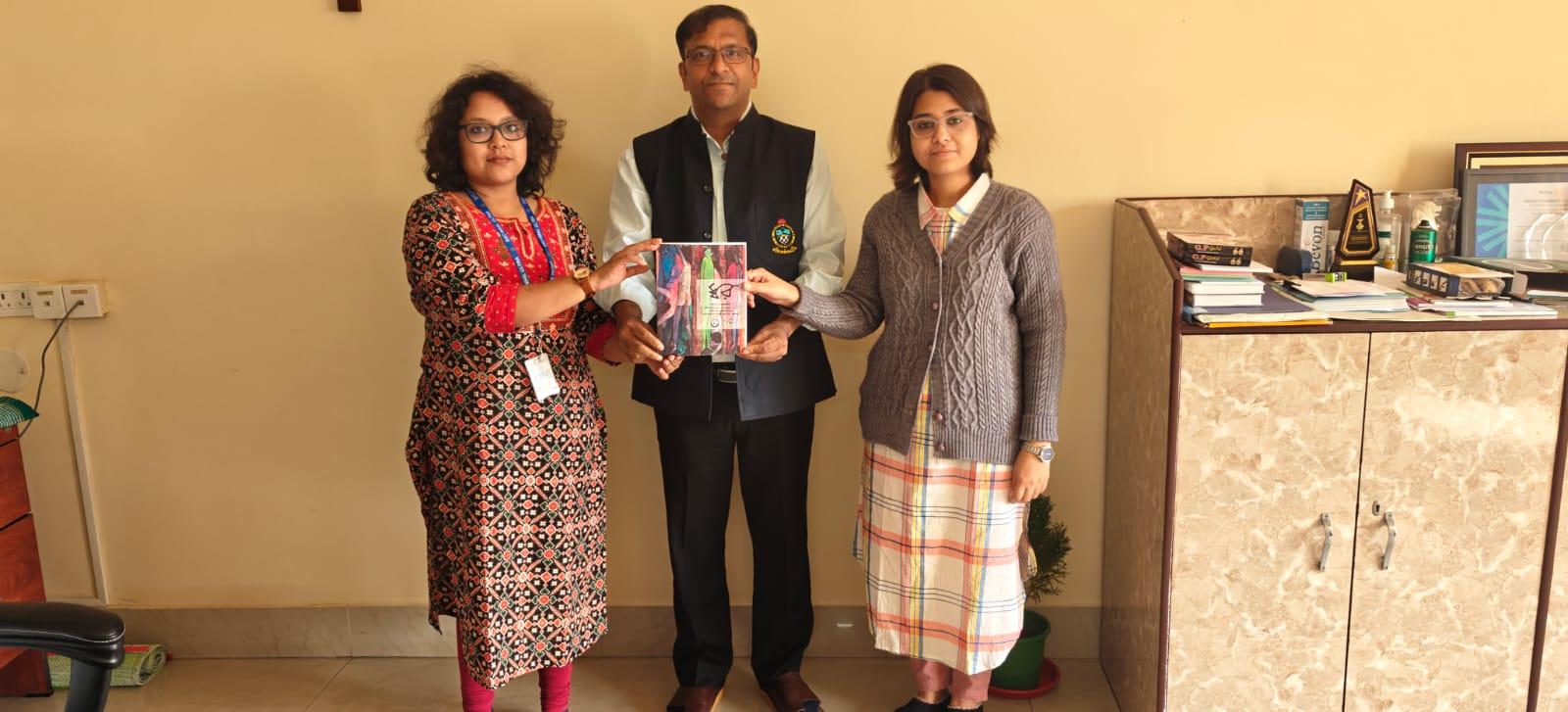 C:\Users\Admin\Desktop\Website Update data of Bengali dept Rgp 2025\Recent Activities\photo of Swar publishing (1).jpg