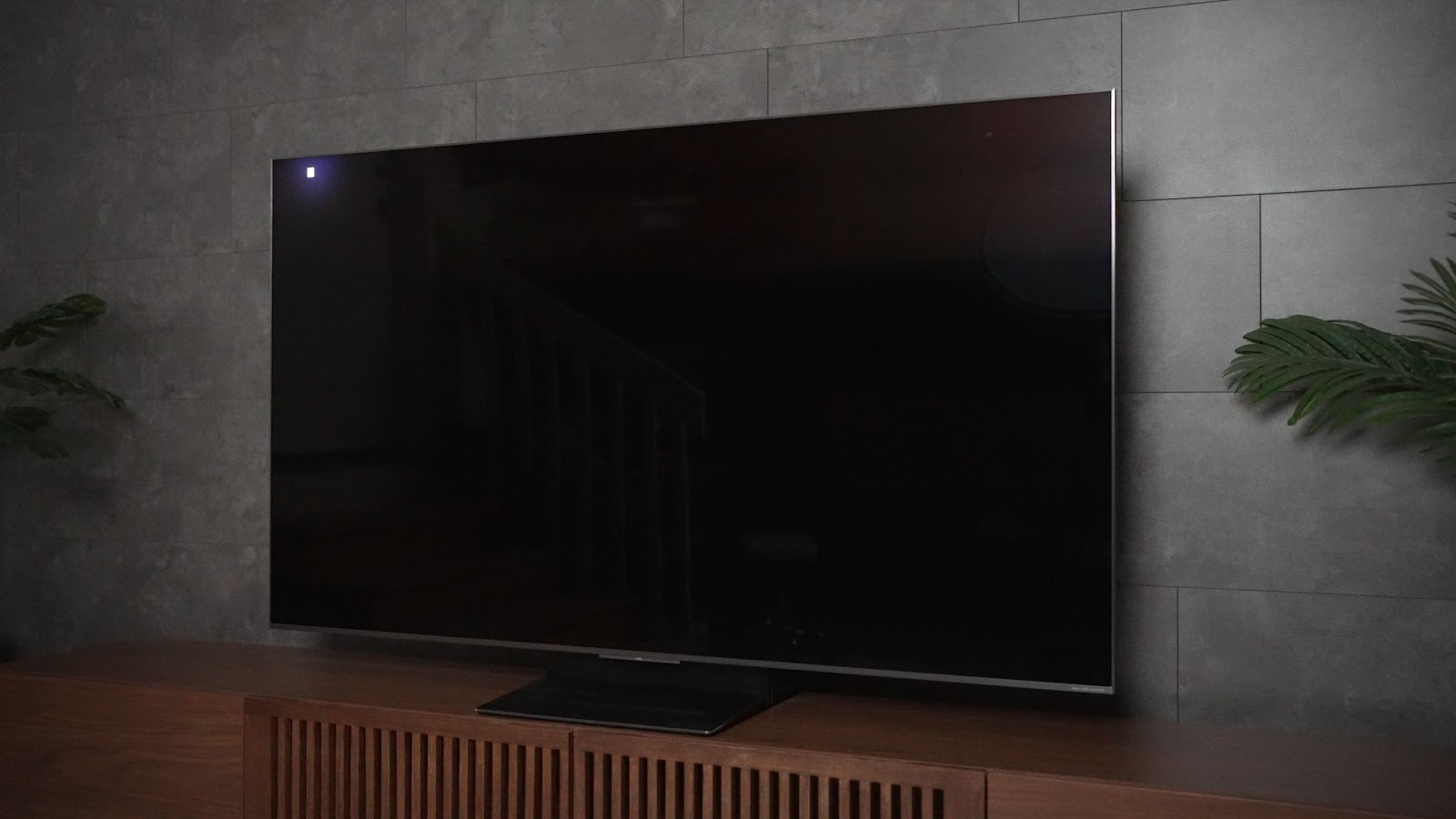 The TCL QM8K is undeniably one of the most ambitious TVs the company has released to date. QM8K AD 4nXcvDRtHIhEJQCSX ZVWq c1YSs9Z lCFvcgHovGLSu1u1d48Z 9ruVBaqG BppMs jOy1xJzDlBWh533r2vvCBoMfOimLH06S