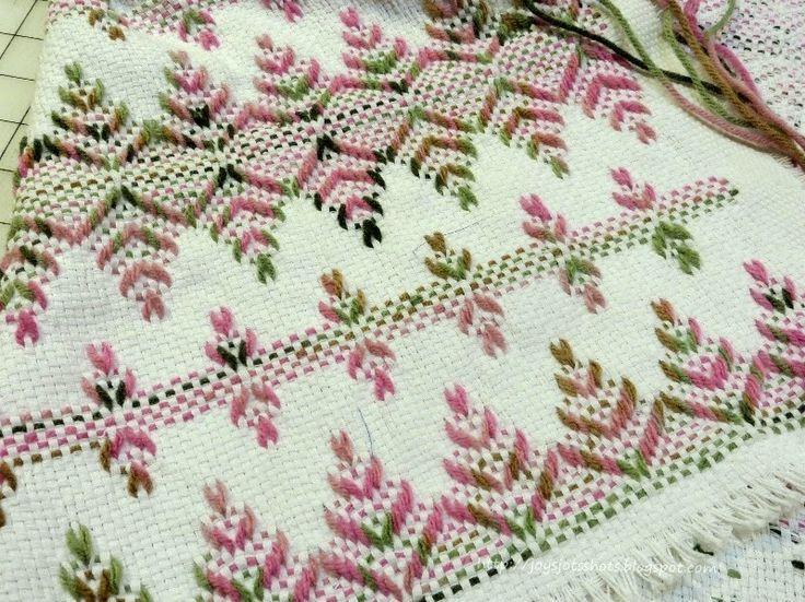 Swedish Weaving & Huck Embroidery | Swedish weaving patterns, Swedish embroidery, Free swedish weaving patterns