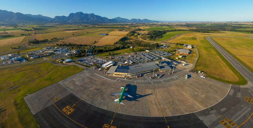 Vista aérea del Aeropuerto Solar Africano George. CNN