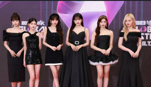 This contains an image of IVE Members