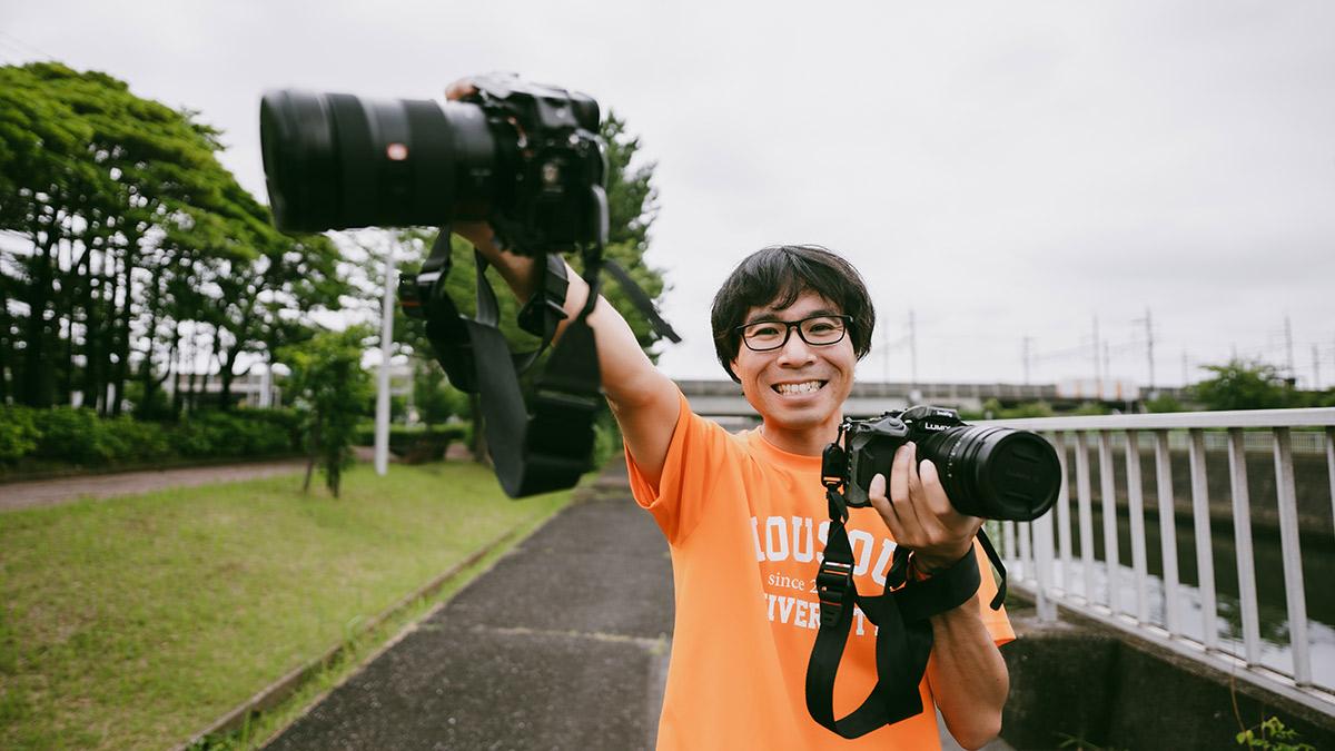 草の上に立っている男

低い精度で自動的に生成された説明