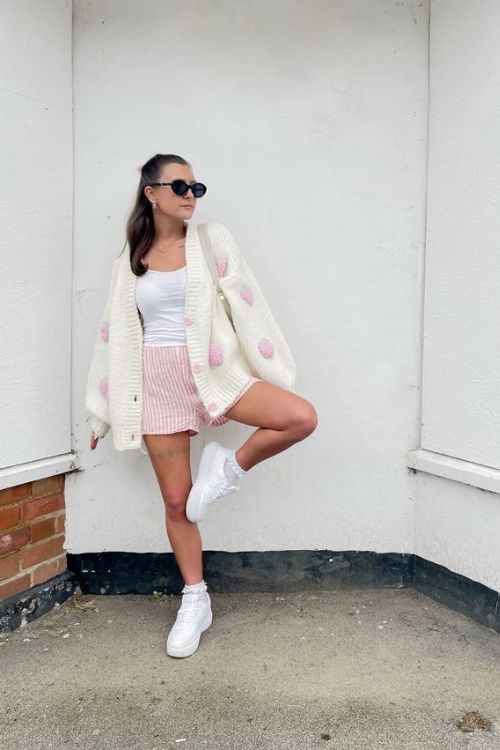 24 So Chic, So Easy Spring Outfit Ideas That’ll Have You Lookin’ Like a Total Blossom!